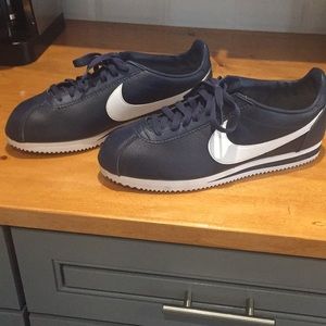 Brand new size 11.5 Men’s Nike Sneakers